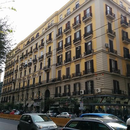 Отель Be Italian Flat Bovio Неаполь Экстерьер фото