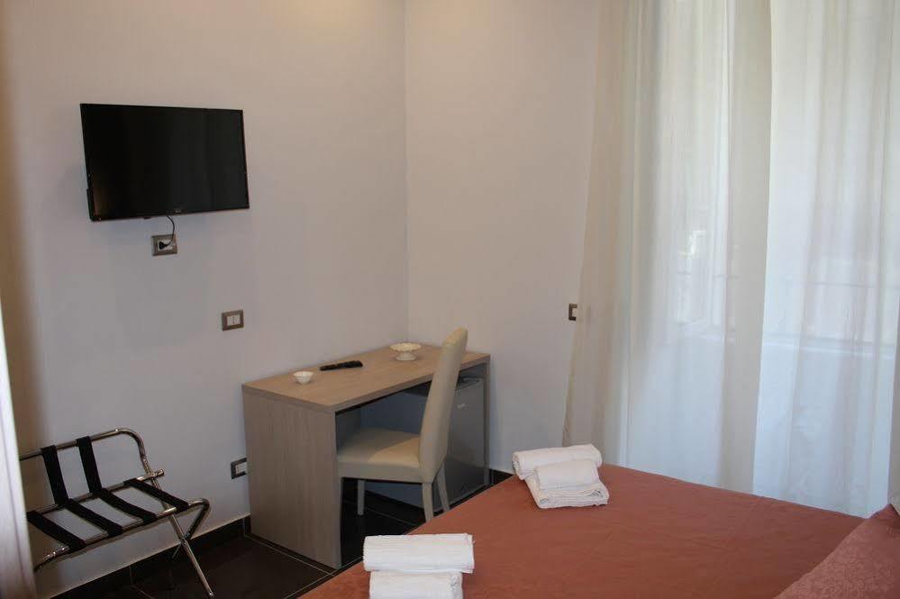 Отель Be Italian Flat Bovio Неаполь Экстерьер фото