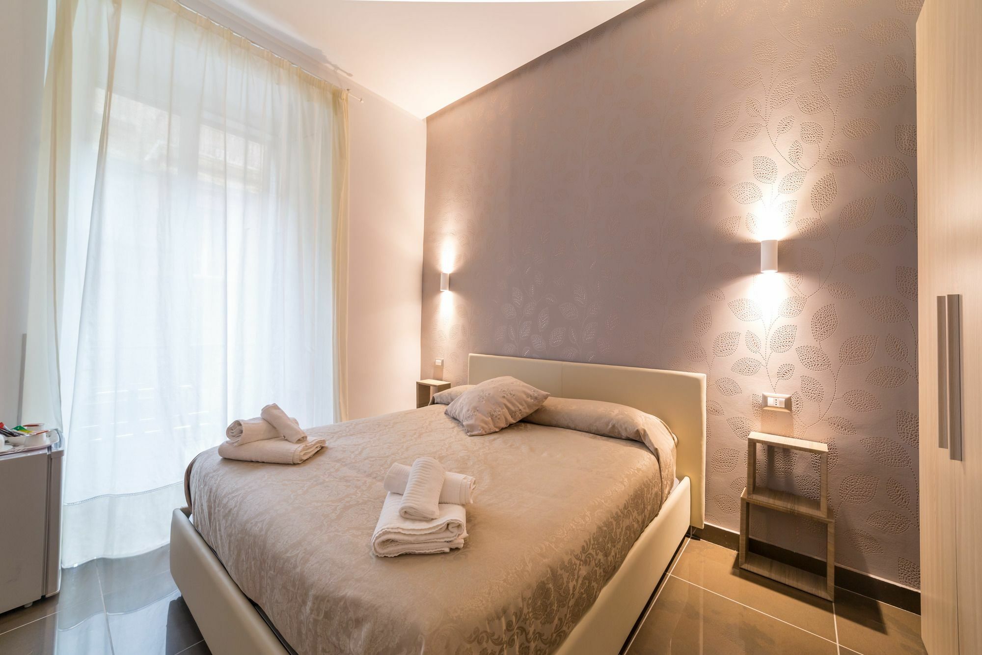 Отель Be Italian Flat Bovio Неаполь Экстерьер фото